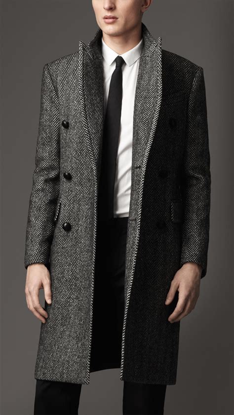 Burberry Herringbone Sport Coats for Men for sale 